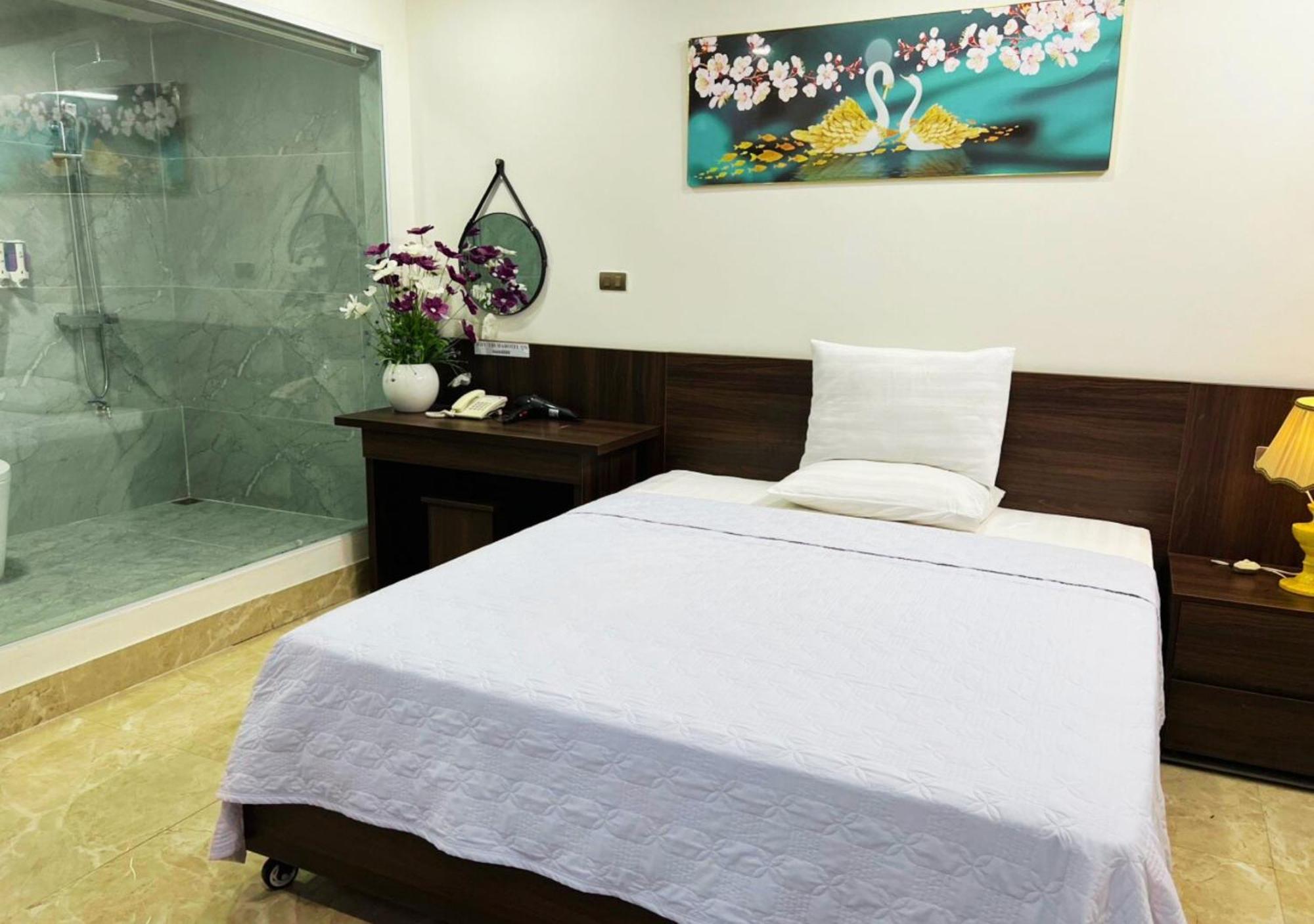 Thu Ha Hotel Uong Bi Exterior foto