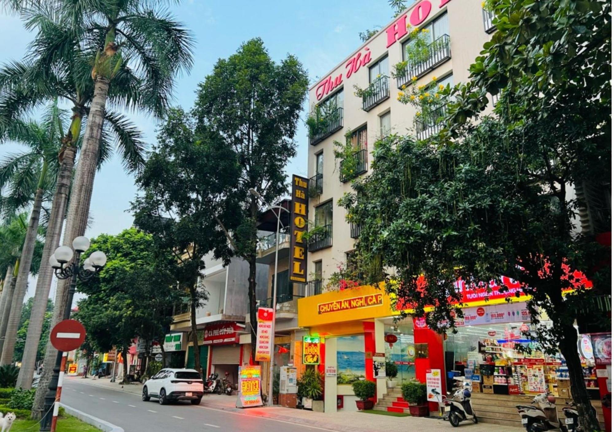 Thu Ha Hotel Uong Bi Exterior foto