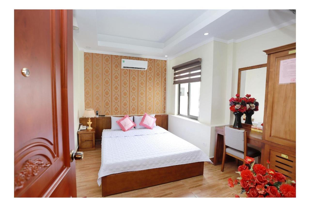 Thu Ha Hotel Uong Bi Exterior foto